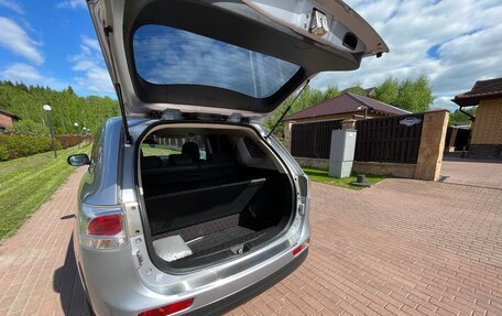 Mitsubishi Outlander III рестайлинг 3, 2012 год, 1 720 000 рублей, 9 фотография