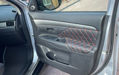 Mitsubishi Outlander III рестайлинг 3, 2012 год, 1 720 000 рублей, 16 фотография