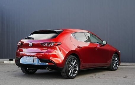 Mazda 3, 2021 год, 1 350 001 рублей, 2 фотография