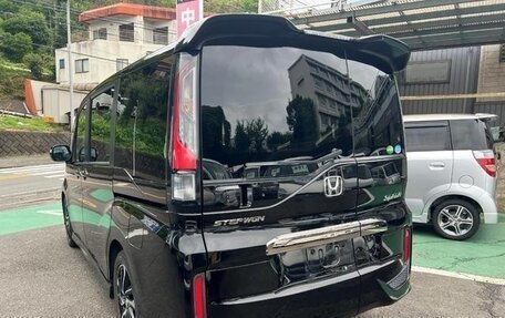 Honda Stepwgn IV, 2016 год, 1 510 000 рублей, 3 фотография