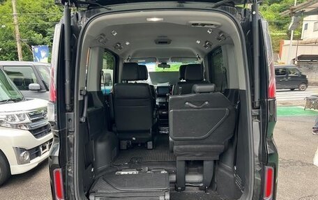 Honda Stepwgn IV, 2016 год, 1 510 000 рублей, 16 фотография