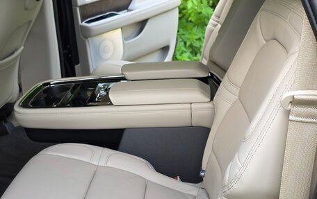 Lincoln Navigator, 2020 год, 10 000 000 рублей, 13 фотография