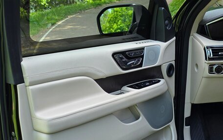 Lincoln Navigator, 2020 год, 10 000 000 рублей, 7 фотография