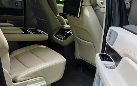 Lincoln Navigator, 2020 год, 10 000 000 рублей, 15 фотография