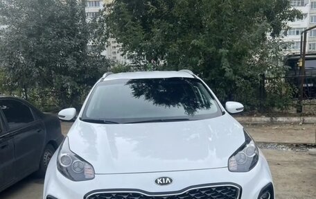 KIA Sportage IV рестайлинг, 2021 год, 2 700 000 рублей, 1 фотография