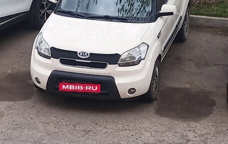 KIA Soul I рестайлинг, 2011 год, 750 000 рублей, 10 фотография