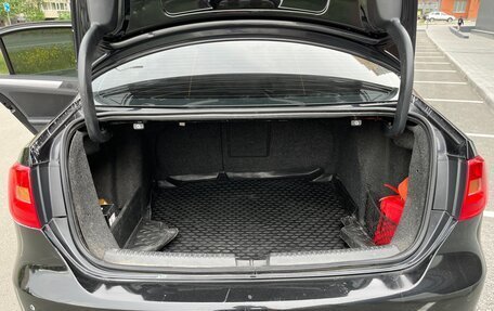 Volkswagen Jetta VI, 2012 год, 700 000 рублей, 9 фотография