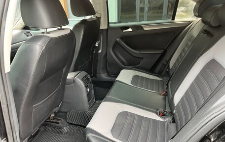 Volkswagen Jetta VI, 2012 год, 700 000 рублей, 10 фотография