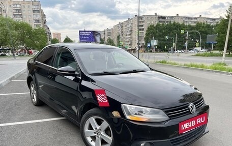 Volkswagen Jetta VI, 2012 год, 700 000 рублей, 3 фотография