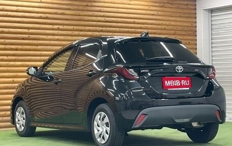 Toyota Yaris, 2021 год, 835 000 рублей, 8 фотография
