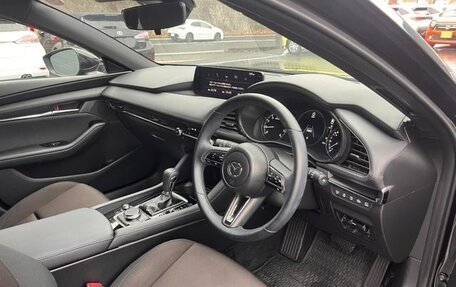 Mazda 3, 2022 год, 1 300 000 рублей, 14 фотография