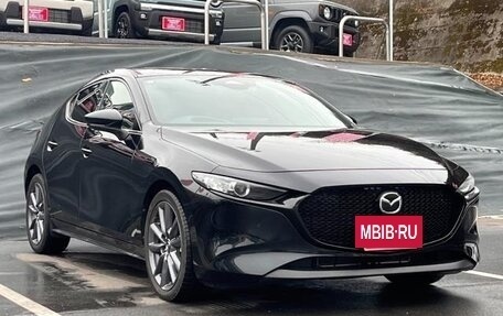 Mazda 3, 2022 год, 1 300 000 рублей, 3 фотография