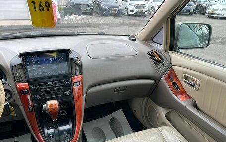 Lexus RX IV рестайлинг, 2001 год, 679 000 рублей, 17 фотография