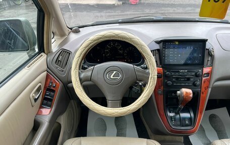 Lexus RX IV рестайлинг, 2001 год, 679 000 рублей, 18 фотография