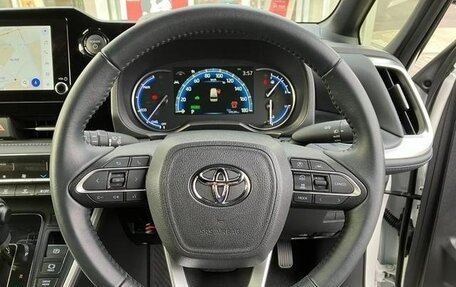 Toyota Voxy, 2023 год, 2 590 002 рублей, 10 фотография