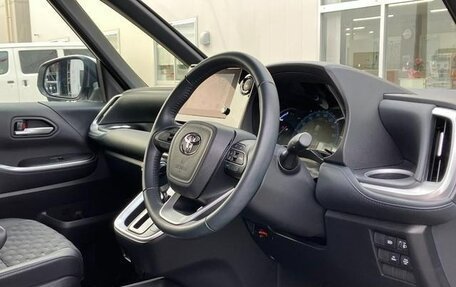 Toyota Voxy, 2023 год, 2 590 002 рублей, 12 фотография