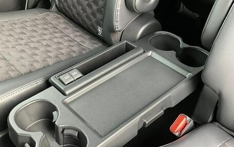 Toyota Voxy, 2023 год, 2 590 002 рублей, 33 фотография
