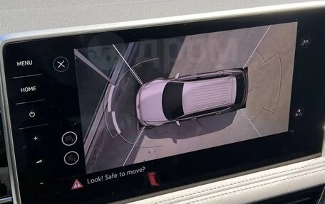 Volkswagen Tiguan II, 2023 год, 3 980 000 рублей, 11 фотография
