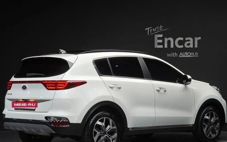 KIA Sportage IV рестайлинг, 2021 год, 1 950 100 рублей, 2 фотография
