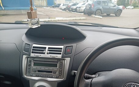 Toyota Vitz, 2006 год, 550 000 рублей, 3 фотография