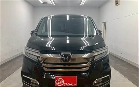 Honda Stepwgn IV, 2021 год, 1 890 000 рублей, 3 фотография