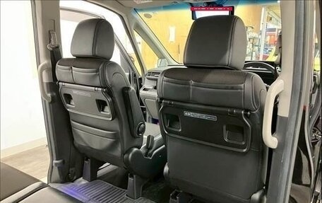 Honda Stepwgn IV, 2021 год, 1 890 000 рублей, 11 фотография
