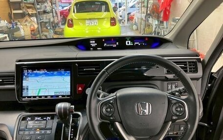 Honda Stepwgn IV, 2021 год, 1 890 000 рублей, 21 фотография