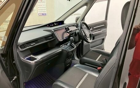 Honda Stepwgn IV, 2021 год, 1 890 000 рублей, 19 фотография