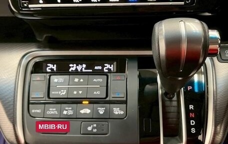 Honda Stepwgn IV, 2021 год, 1 890 000 рублей, 22 фотография