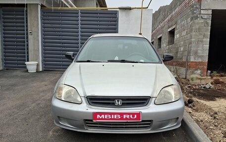 Honda Civic VII, 2000 год, 400 000 рублей, 1 фотография