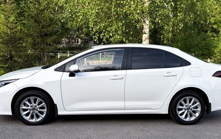 Toyota Corolla, 2022 год, 2 100 000 рублей, 3 фотография
