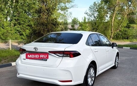 Toyota Corolla, 2022 год, 2 100 000 рублей, 4 фотография
