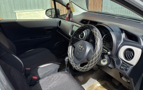 Toyota Vitz, 2012 год, 750 000 рублей, 8 фотография