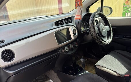 Toyota Vitz, 2012 год, 750 000 рублей, 9 фотография