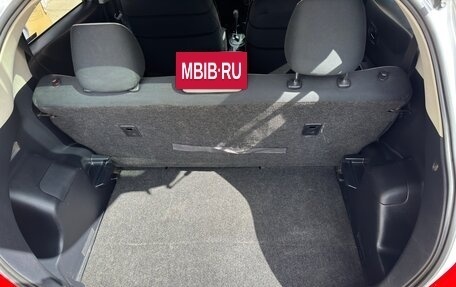 Toyota Vitz, 2012 год, 750 000 рублей, 6 фотография