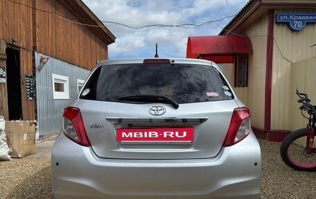 Toyota Vitz, 2012 год, 750 000 рублей, 4 фотография