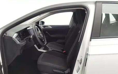 Volkswagen Polo, 2023 год, 1 170 040 рублей, 10 фотография