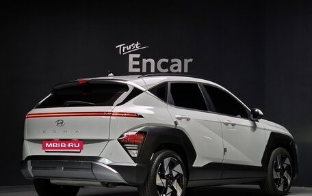 Hyundai Kona, 2023 год, 2 000 000 рублей, 3 фотография