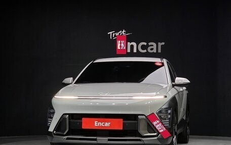 Hyundai Kona, 2023 год, 2 000 000 рублей, 4 фотография