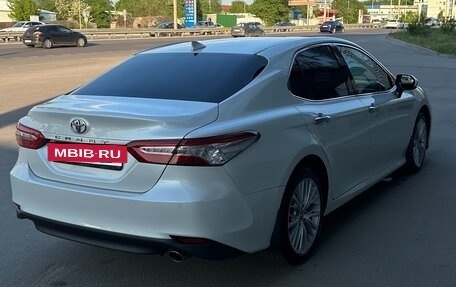 Toyota Camry, 2021 год, 2 990 000 рублей, 4 фотография