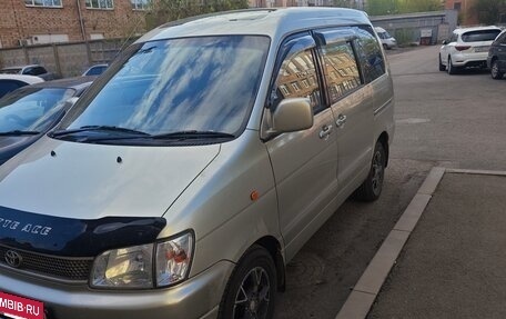 Toyota Lite Ace IV, 1998 год, 400 000 рублей, 2 фотография
