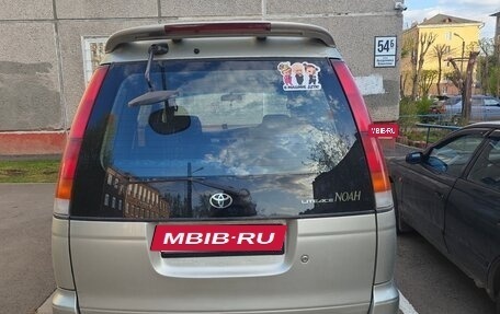 Toyota Lite Ace IV, 1998 год, 400 000 рублей, 10 фотография