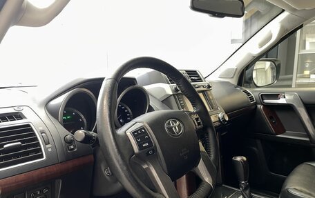 Toyota Land Cruiser Prado 150 рестайлинг 2, 2015 год, 3 850 000 рублей, 7 фотография