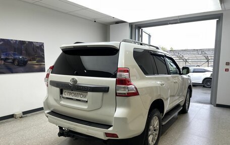 Toyota Land Cruiser Prado 150 рестайлинг 2, 2015 год, 3 850 000 рублей, 4 фотография