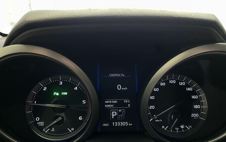 Toyota Land Cruiser Prado 150 рестайлинг 2, 2015 год, 3 850 000 рублей, 12 фотография