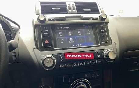 Toyota Land Cruiser Prado 150 рестайлинг 2, 2015 год, 3 850 000 рублей, 14 фотография