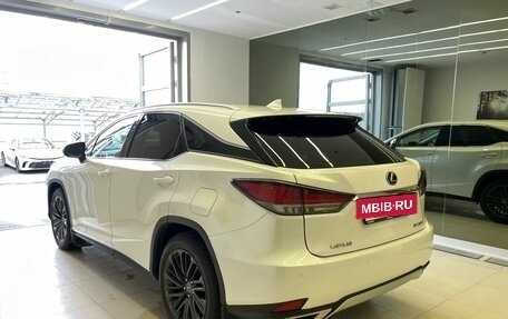 Lexus RX IV рестайлинг, 2019 год, 4 800 000 рублей, 6 фотография