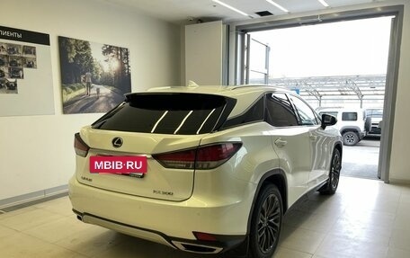 Lexus RX IV рестайлинг, 2019 год, 4 800 000 рублей, 4 фотография