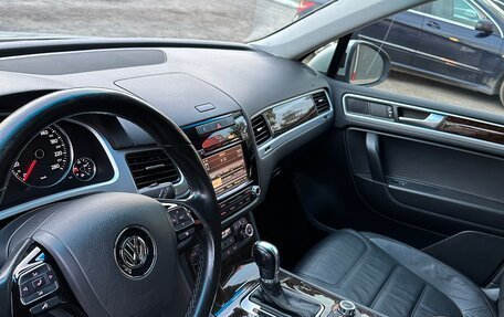 Volkswagen Touareg III, 2013 год, 2 250 000 рублей, 28 фотография