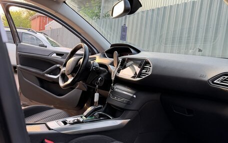 Peugeot 308 II, 2021 год, 1 600 000 рублей, 19 фотография